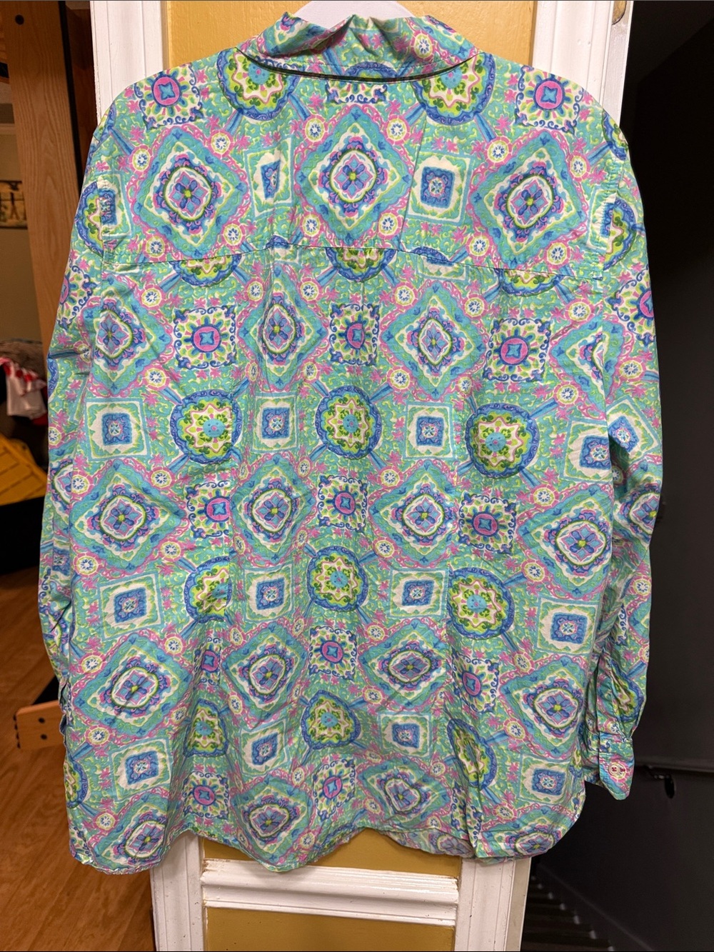 Talbots 100% Cotton Floral-Paisley Button Front Blouse in Pink,Blue & Green Plus - Picture 3 of 5